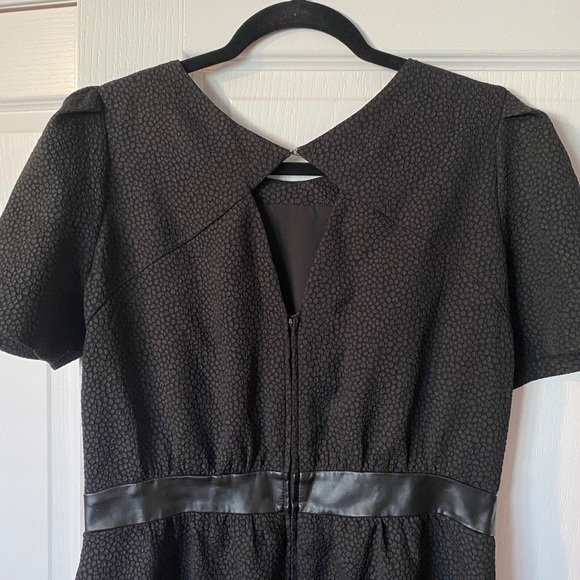 H & M sheath dress - Picture 3 of 4